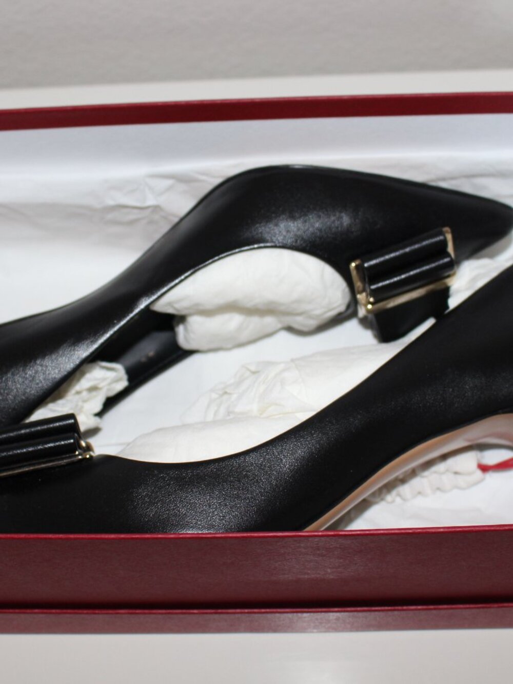 Salvatore Ferragamo  85mm Vara Bow pumps - Picture 2 of 16